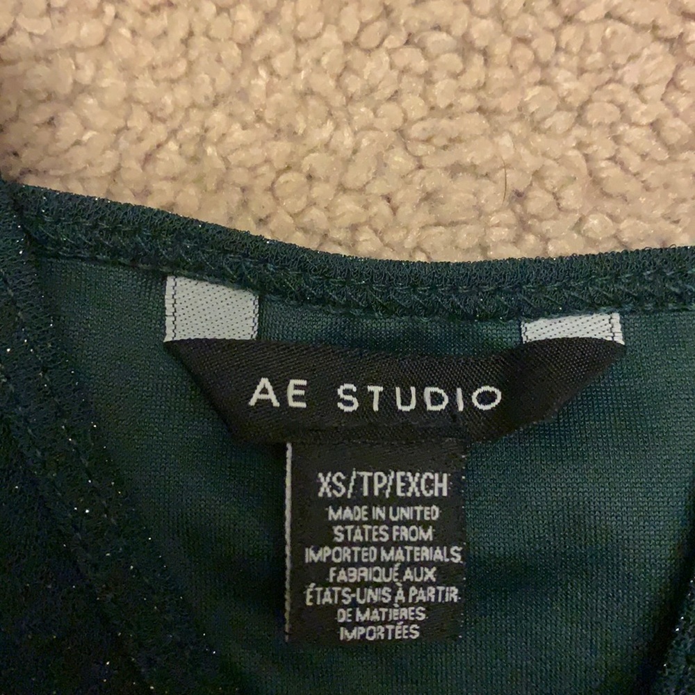 Sparkly green American Eagle green tank top